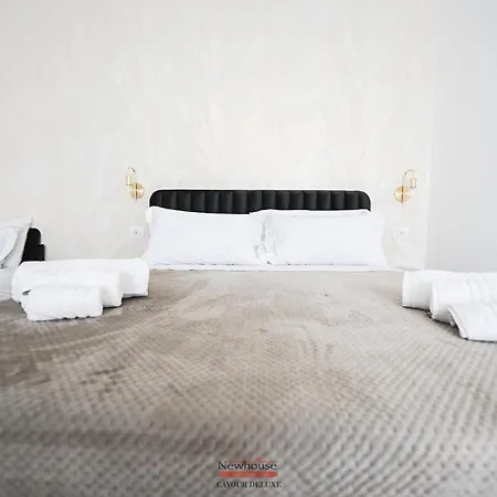Casa de hóspedes Newhouse Cavour Deluxe 3*