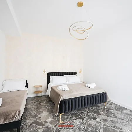 Newhouse Cavour Deluxe
