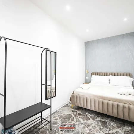 Newhouse Cavour Deluxe 3*