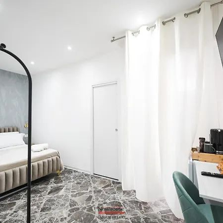 Newhouse Cavour Deluxe