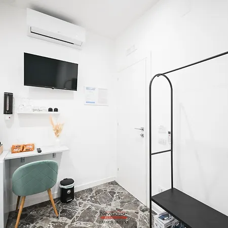 Newhouse Cavour Deluxe 3* Bari