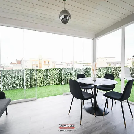 Newhouse Cavour Deluxe 3*