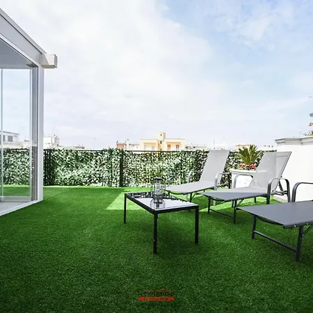 Newhouse Cavour Deluxe Bari