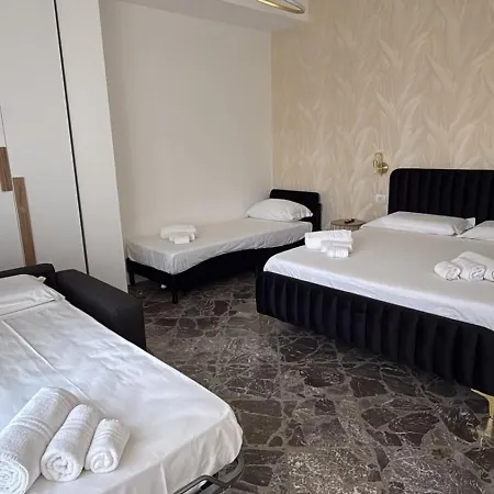Newhouse Cavour Deluxe 3* Bari